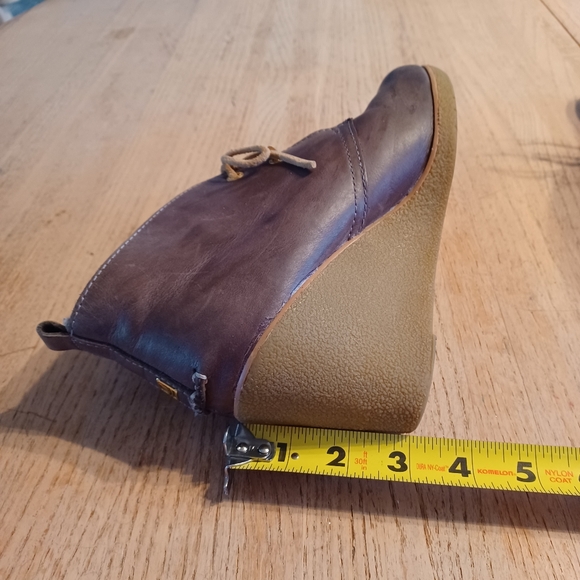 SPERRY TOPSIDER " HARLOW"  BURNISHED LEATHER WEDGE BOOTIES SIZE 8 - Picture 12 of 13